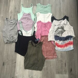 Bundle of 20 Tops Brands: Hollister and Aeropostale- A few items have tags